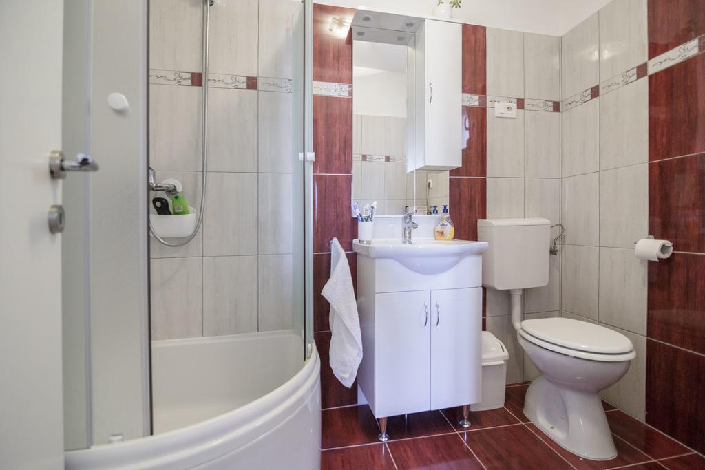 Apartment Jurica Komiza