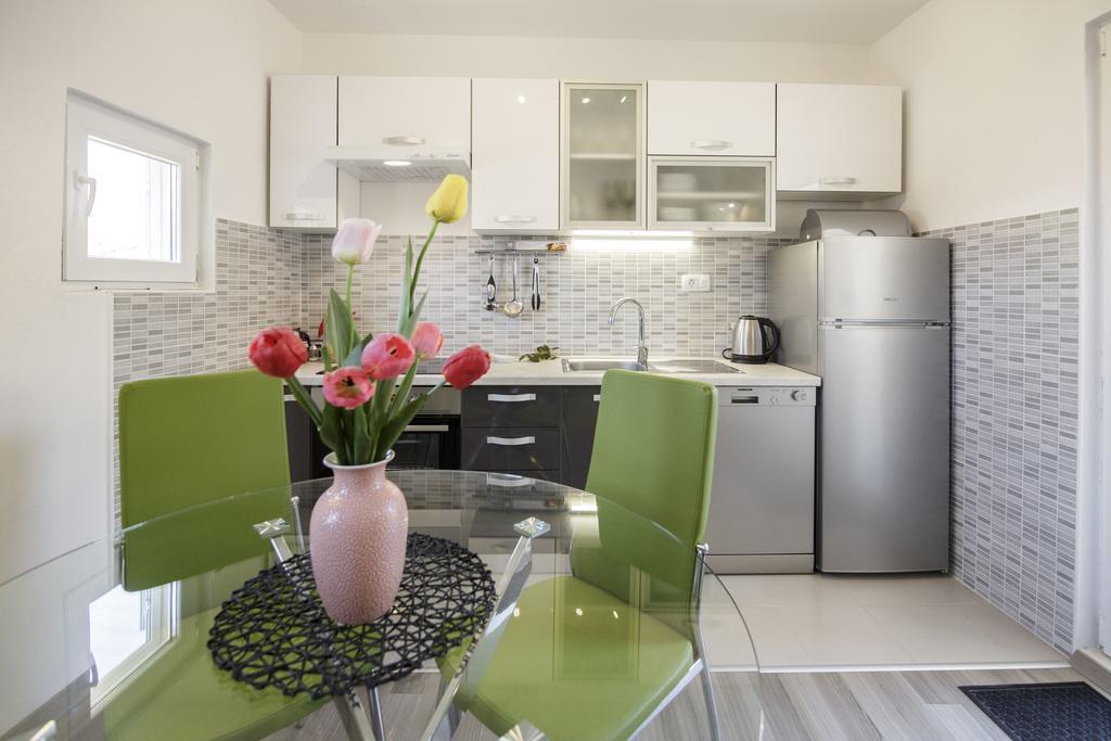 Jurica Apartment *